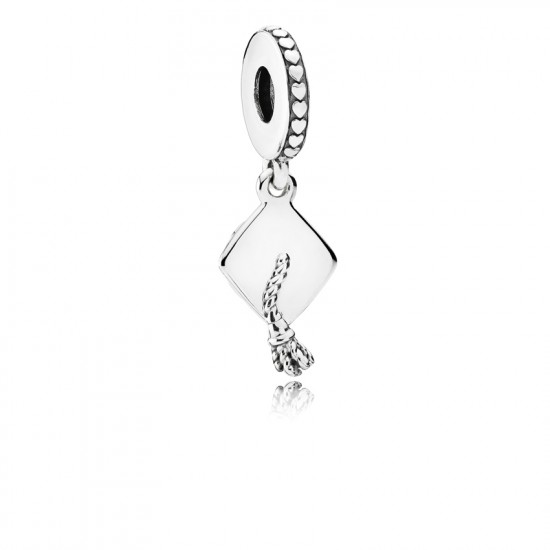 Pandora Graduation Charm 791892